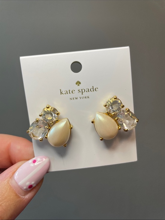 kate spade Jewelry - Kate Spade Pearl Cluster Stud Earrings - NWT $89 MSRP
